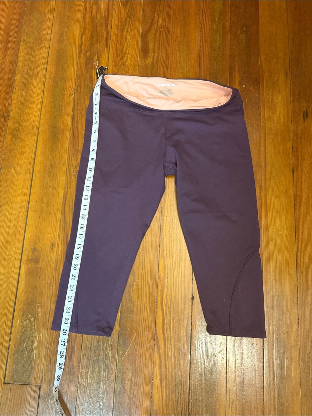 Marika Plum Capri Leggings with Peach Waistband